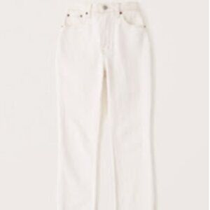 Abercrombie Curve Love Ultra High Rise 90s Straight Jean